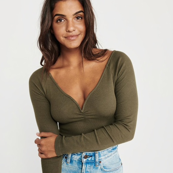 Notch-Neck Ribbed Top - Picture 3 of 4